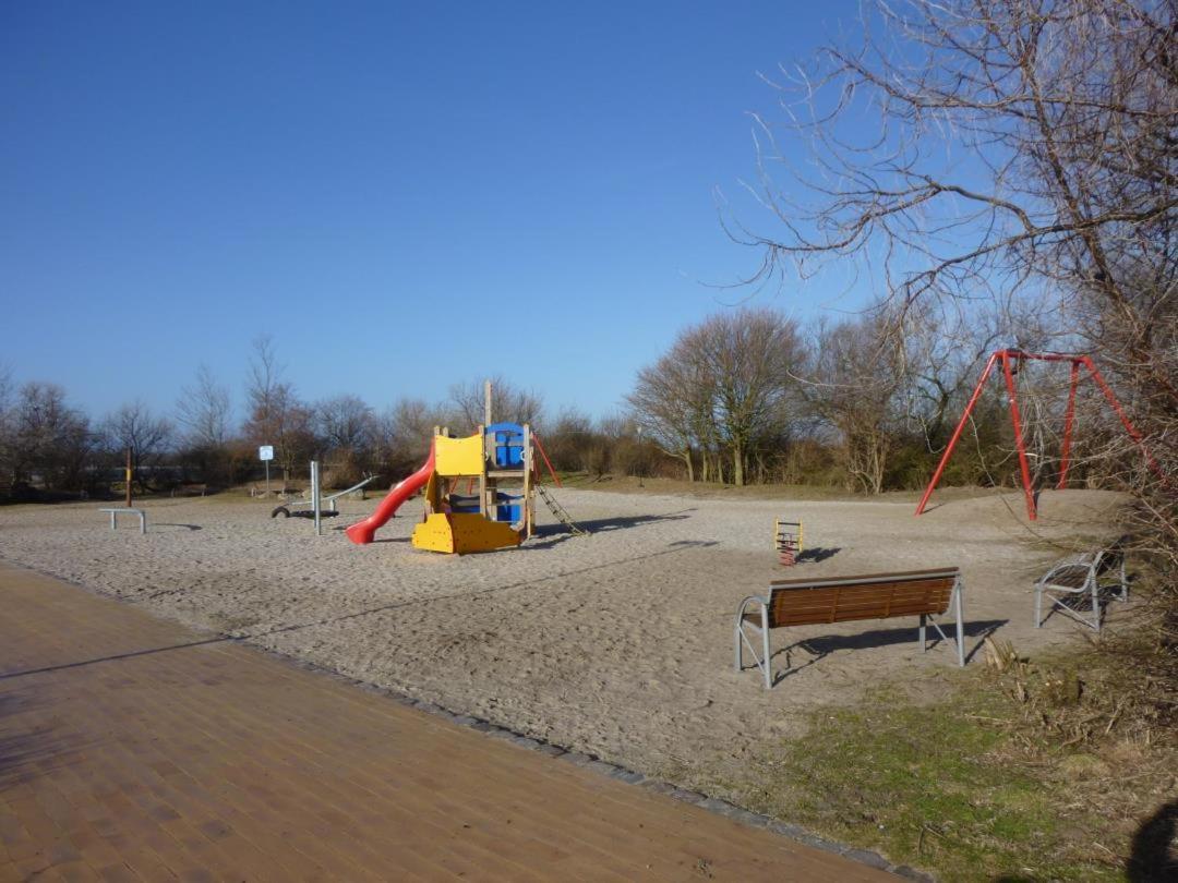 Traumhafter Ostsee-Ausblick, Fewo Direkt Am Strand Fehmarn Exterior photo